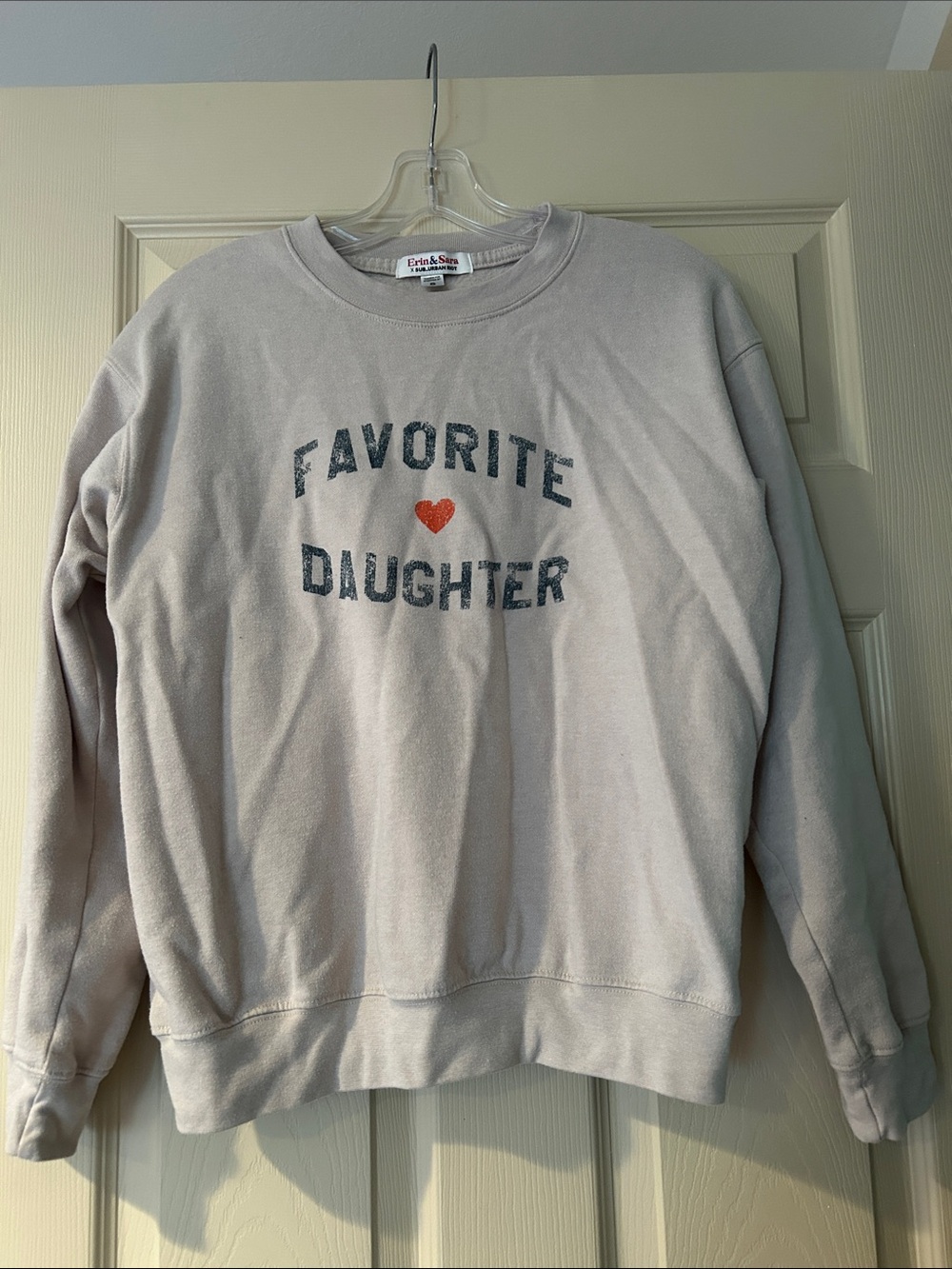 “Favorite Daughter” Erin & Sara x Suburban Riot Crewneck Sweatshirt - Beige smal